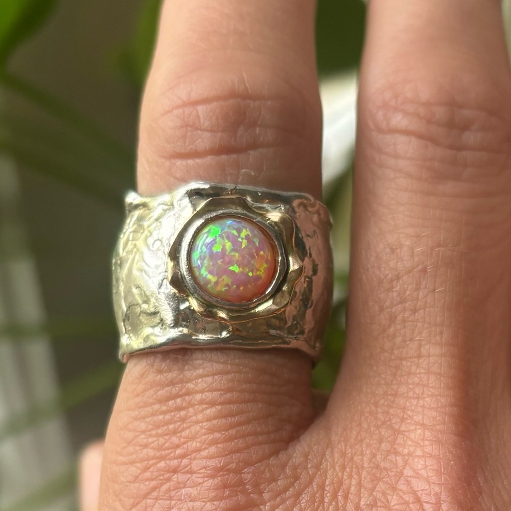 Sterling and 14k gold synthetic opal ring - Picture 7 of 7